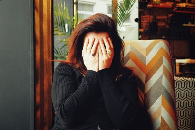 Waarom zoveel meer vrouwen migraine hebben dan mannen