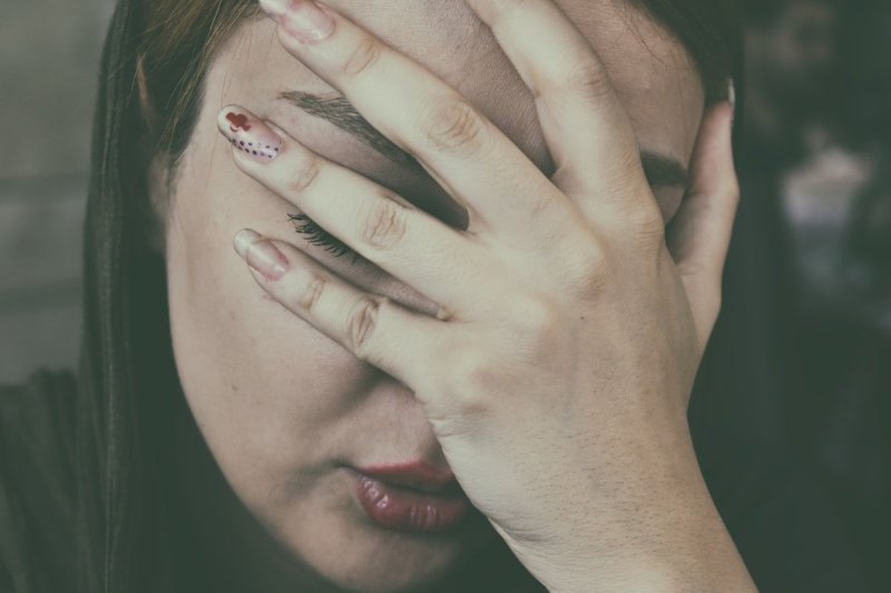 Je migraine houdt zich aan je cyclus, niet aan toeval